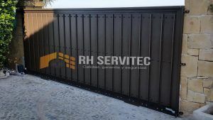 Puertas corredizas a control remoto
