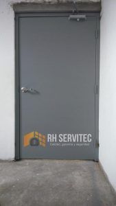 instalacion-de-puertas-cortafuego-03
